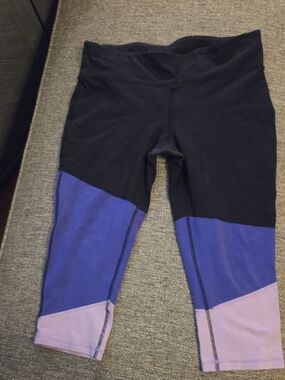 Black, Blue & Lavender  Active Capri Leggings